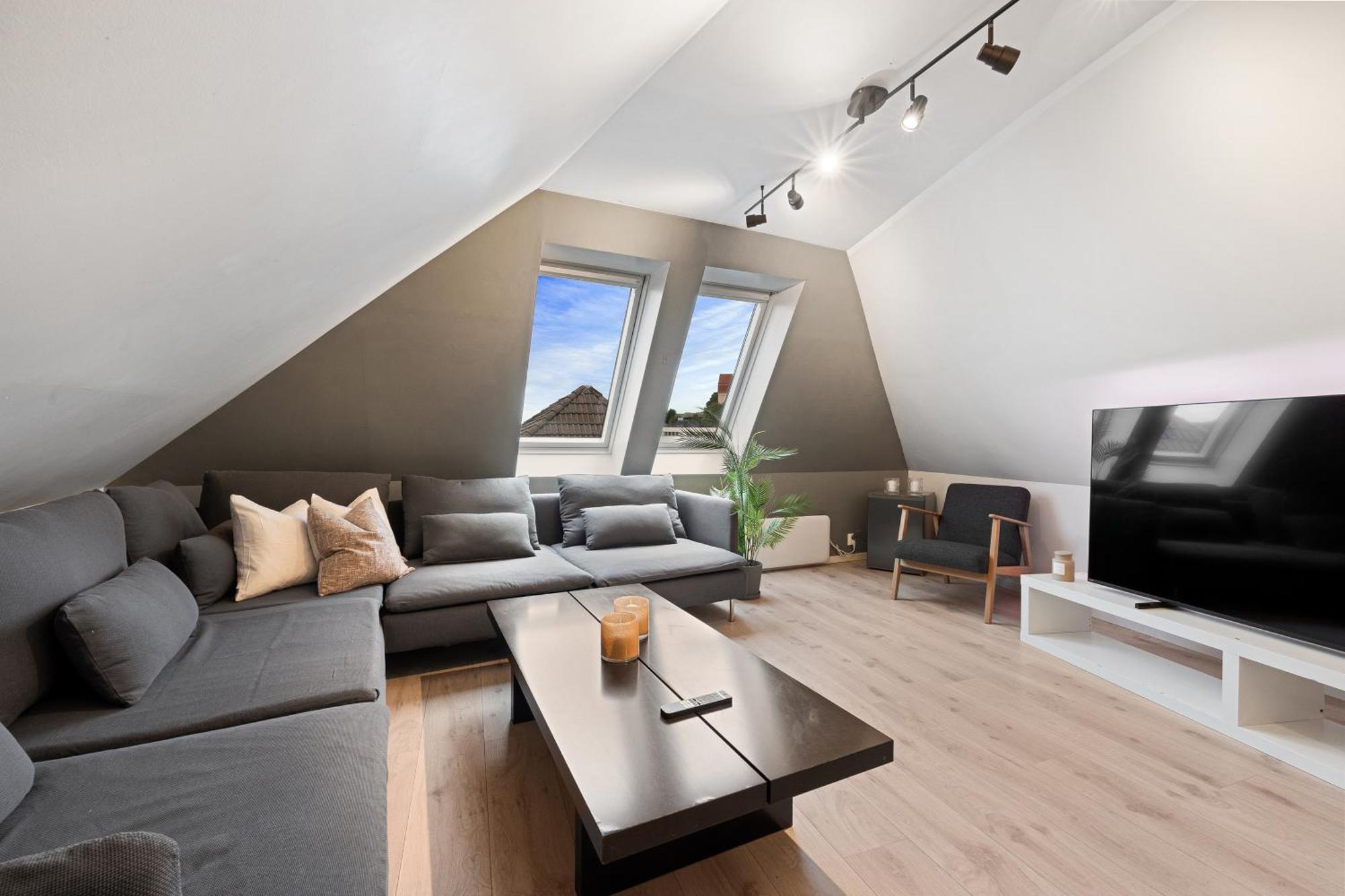 100Sqm 5Br Behind Bryggen - King Beds - Family Friendly Leilighet Bergen Eksteriør bilde