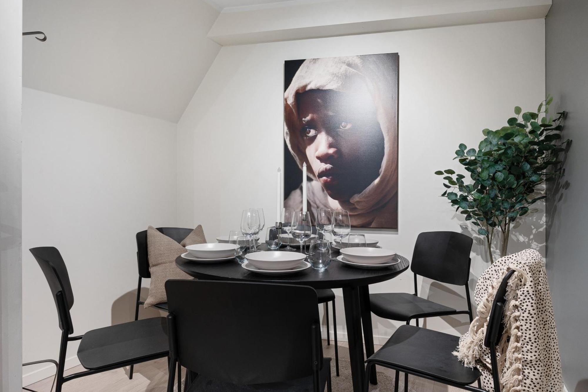 100Sqm 5Br Behind Bryggen - King Beds - Family Friendly Leilighet Bergen Eksteriør bilde