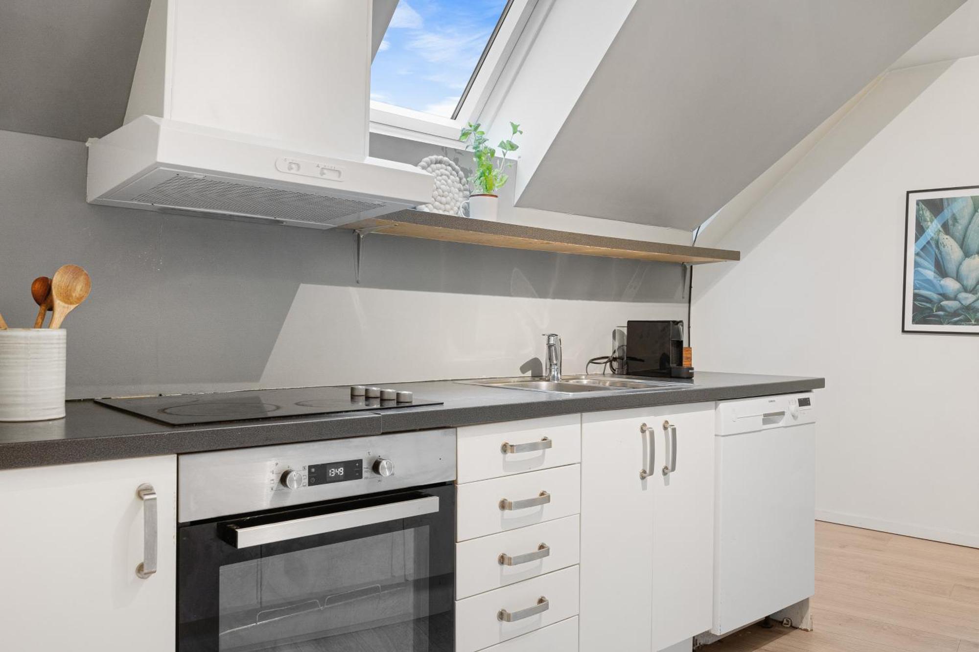 100Sqm 5Br Behind Bryggen - King Beds - Family Friendly Leilighet Bergen Eksteriør bilde